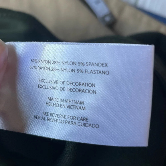 Eddie Bauer Pants Women Size Medium Skinny Stretch Army Green - Picture 2 of 9